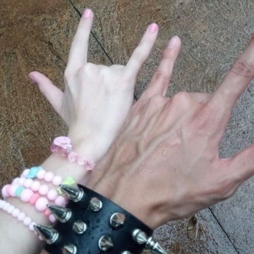 너네 엄마도  뛰는 노래 모음