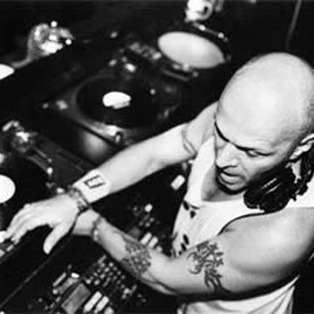 ドナ・デロリー　On & On　junior vasquez REMIX CD ドナ・デロリー On & On junior vasquez REMIX CD（ドナ