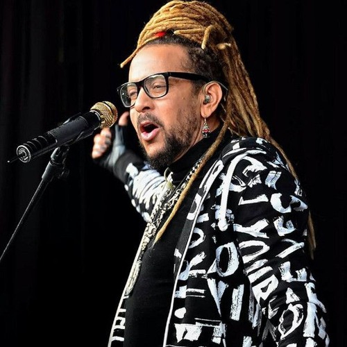 Porque me falta todo | Toño Rosario En vivo