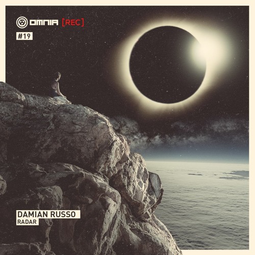 Damian Russo - Inertiatic Space (Original Mix)