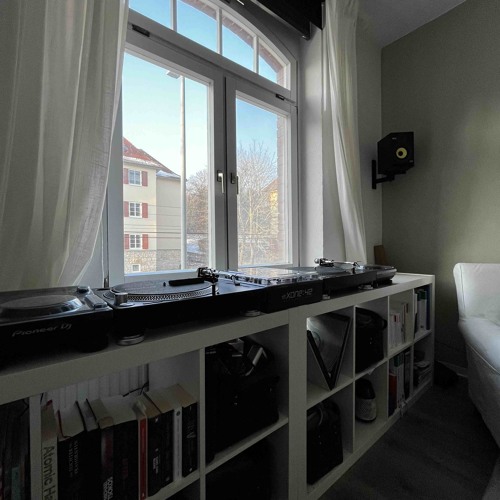 Vinyl Only Session at home