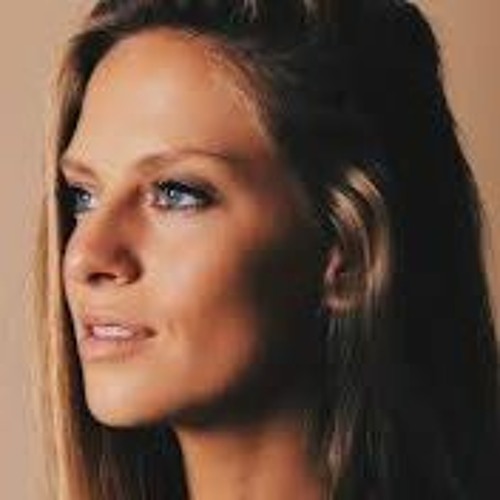 Stream Queen Of Deep House by Listen online for free on