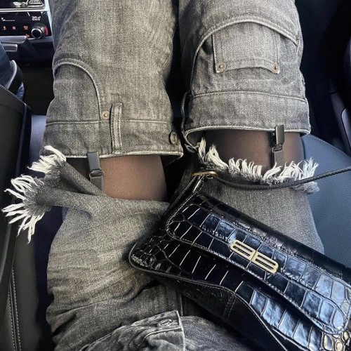 tana – under (thr6x venexxi spill)