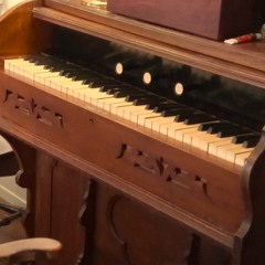 little mash up-  washing machine plus pump organ