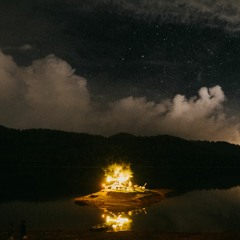 QUANH ĐÂY (Một Ngày Còn Được Thấy Hết Mọi Thứ Ở One Day).