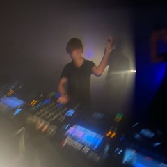 NIXON DNB - MARCH MIX