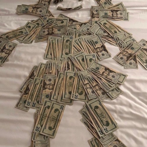 darkluna - walking on green [hosted by glory]