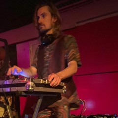 DeBodhi New Years Set (Organic House)