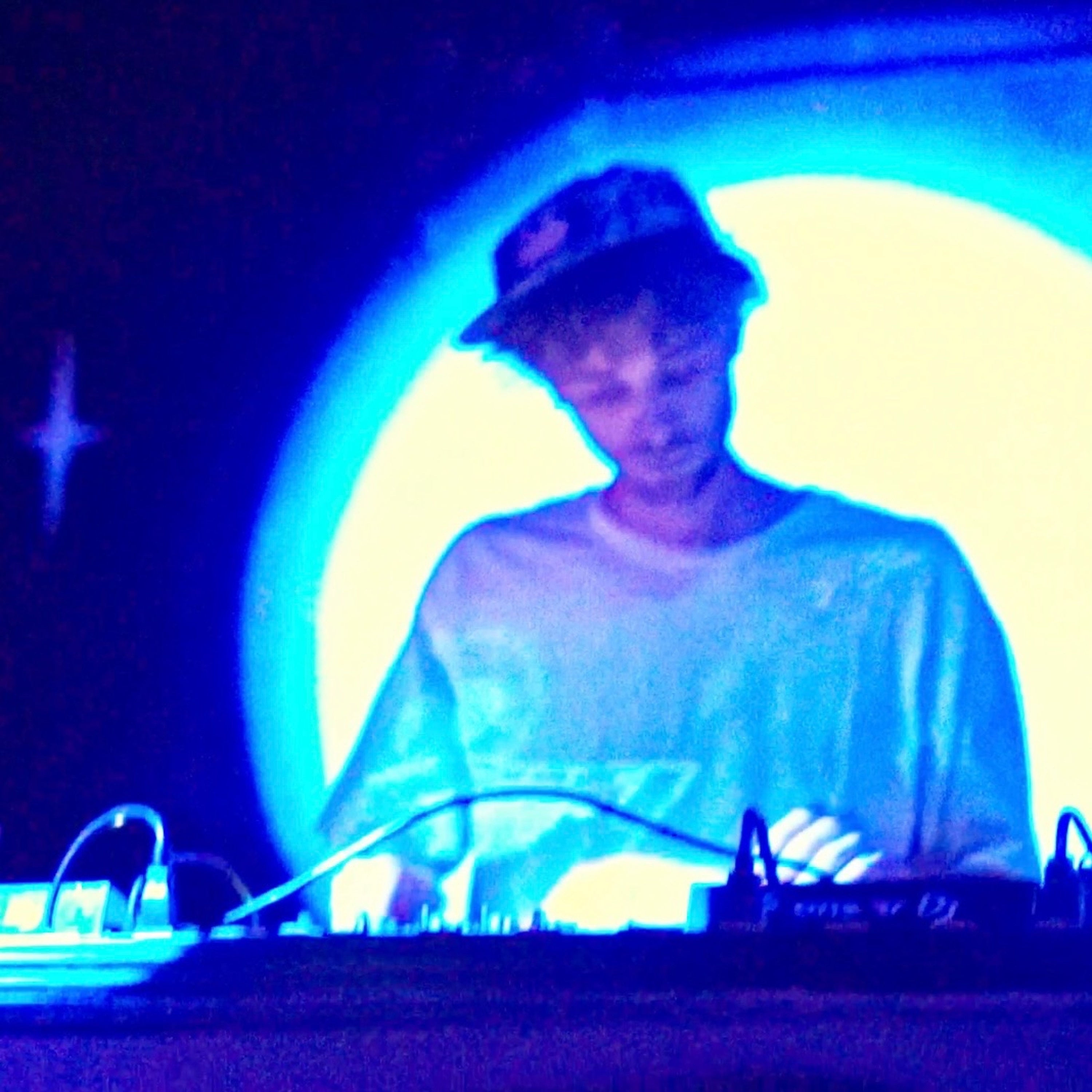HIGHWAVS [live at Shellevate] episode artwork