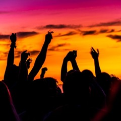 Evening Patio Deep-House Jams (Drake, KREAM, Ownboss, Dom Dolla +more)
