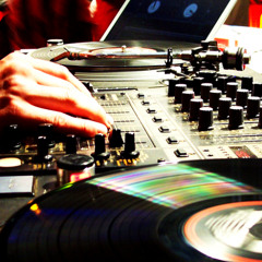 weekend  Club BY SIWY-2025-05-12