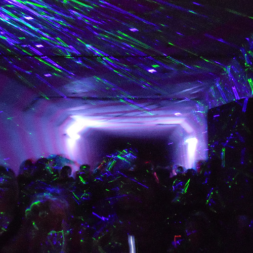 tunnel rave pt. 3 (techno mix)