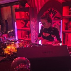 Torie Live @ Tupperware – Tahoe, Nov. 2025