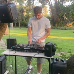 Makoe - Groovy House Music DJ Set | 15/08/2025
