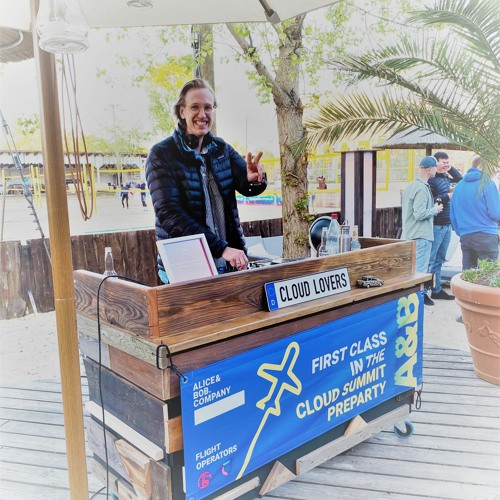 "First Class In The Cloud" Sundowner at BeachMitte Berlin 2023