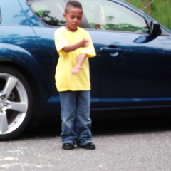 i still feel alone when im with her