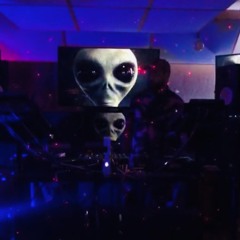 18 Hours non Stop 08-08-21 Techno LiveStream TØM-Y From Berlin Part 01