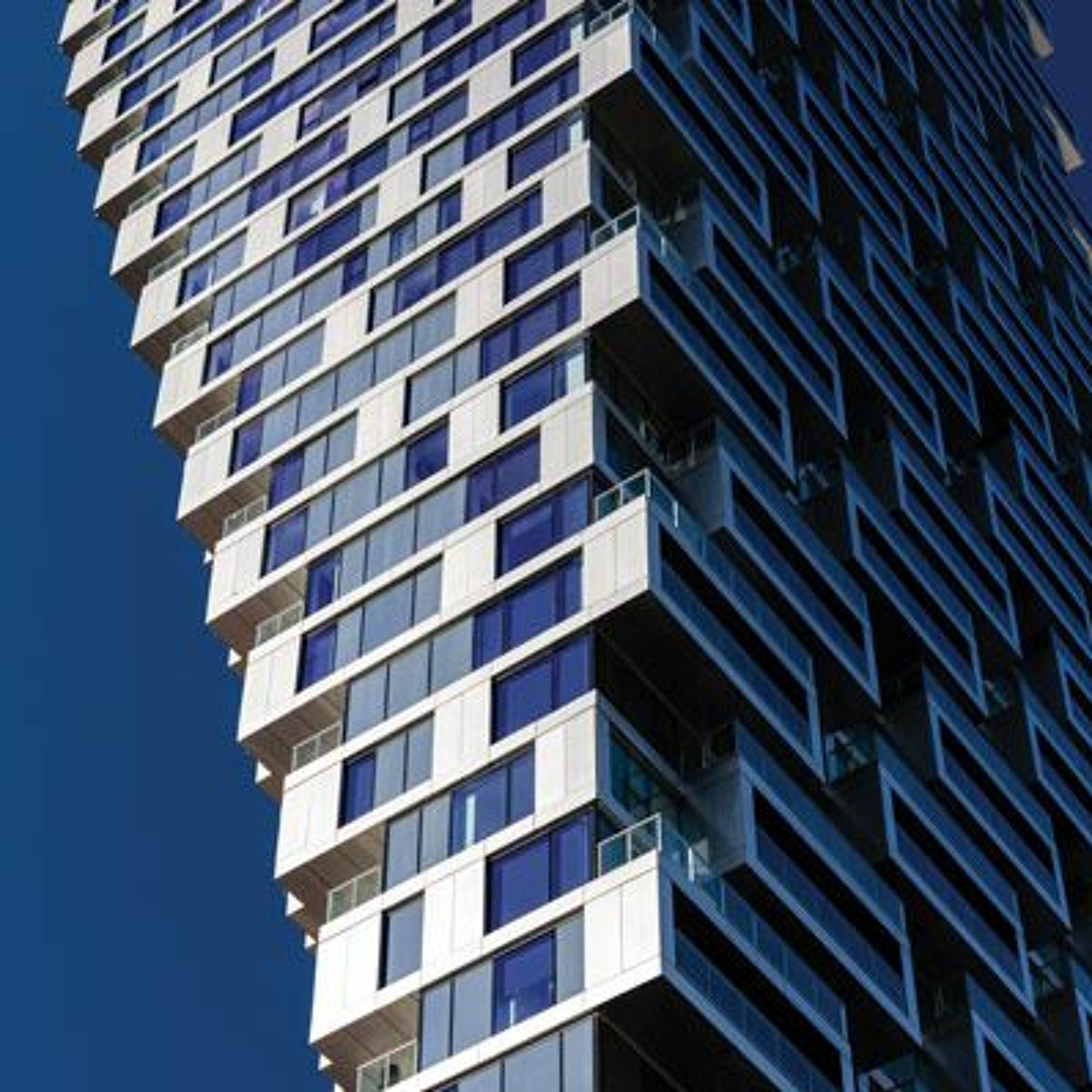 Vancouver House Lands Top CTBUH Award And More episode artwork