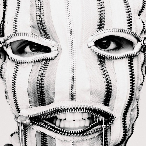 LoreBobbit-No te voy .aac