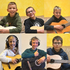 Tilo, Louis, Julian, Noali, Lucas, Oliver (Gitarre): Weihnachtsmedley