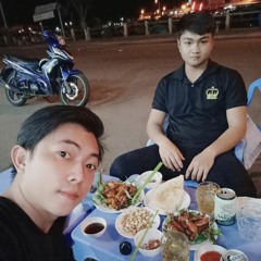 BÊ DỊ MÀ CÒN CHÊ