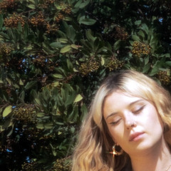 chateau (feel alright)