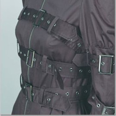 prodigio, desperdicio, lo mismo (suturando)