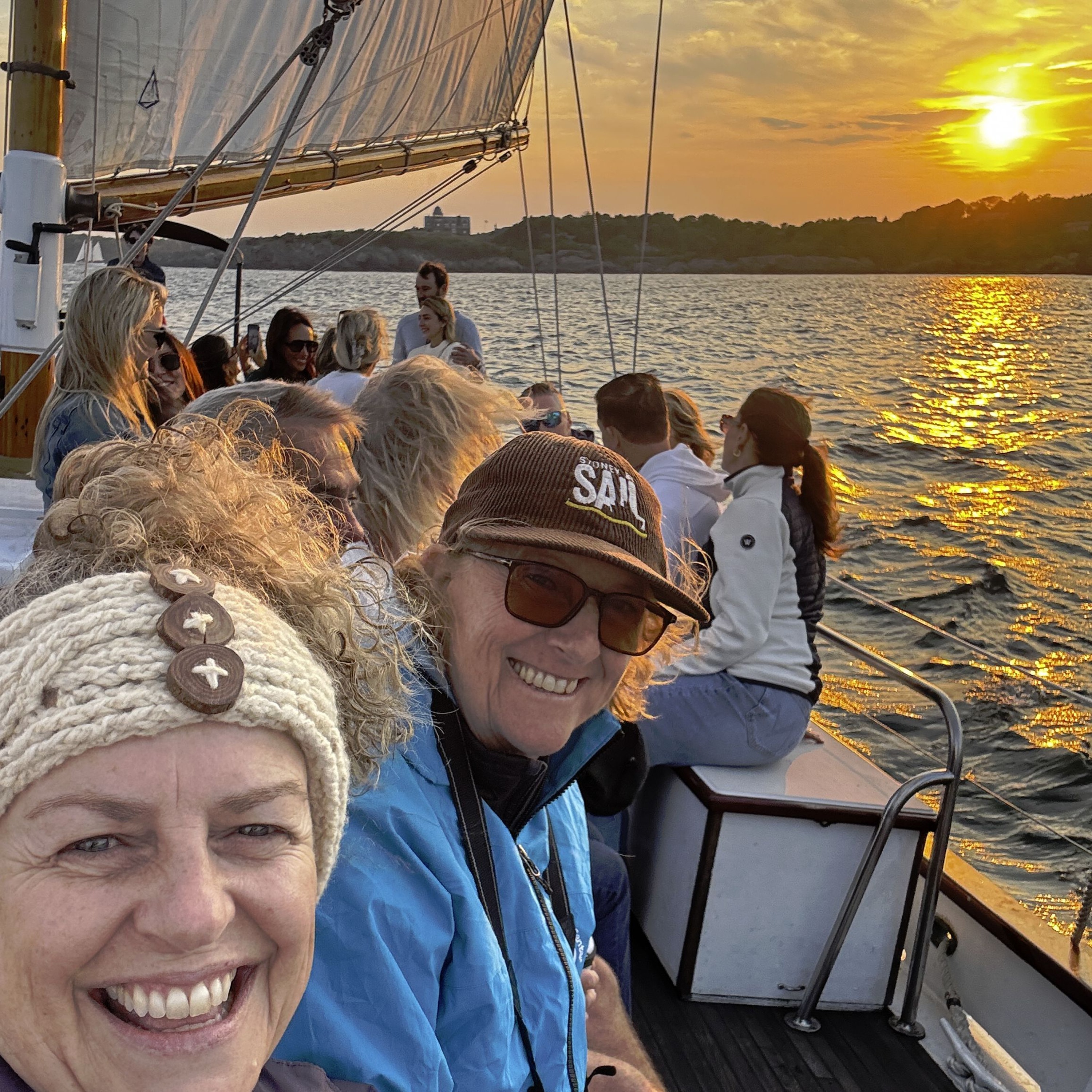 On The Road in Rhode Island - Carolyne Jasinski & Helen Hayes episode artwork