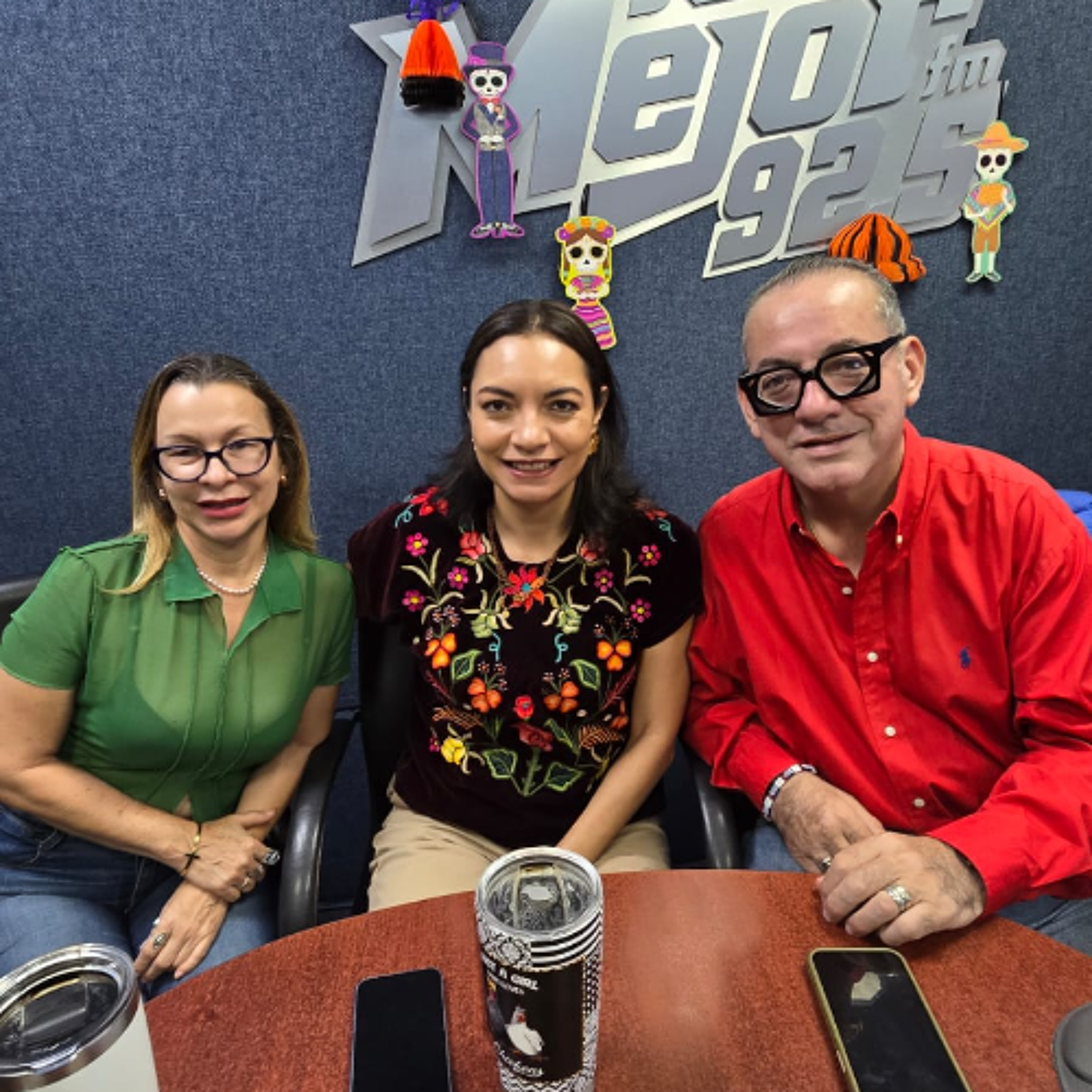 Gobernadora no atiende demandas de colimenses: Sen. Mely Romero episode artwork