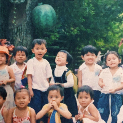 demo thoi buồn thiệt chứ