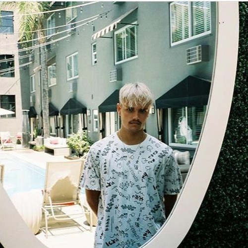 sad static station 3