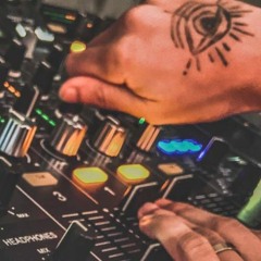 Angel Evans - Music of the world (Tech House)