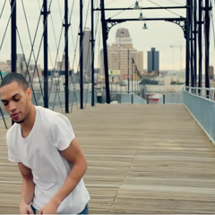 icejjfish on the floor
