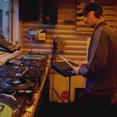Pine Float @ Open Source Radio (Hybrid DJ-set)