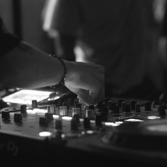 DIGRØ x L’atracament in Spook