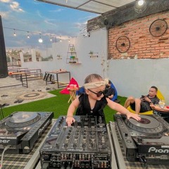 OJO DIBANDINGKE X SIKOK BAGI DUO MIXTAPE - 2022 (DJ WIYAN WIRAWAN).mp3