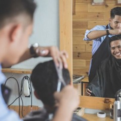 Clip Your Way to a New Career: Find Barber Training Near You!