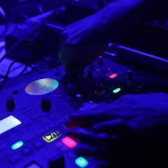 HERZKLOPFER-out of my Head