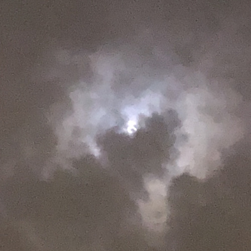 HEY! ft. JELEEL! & Bossa (PROD. TRIPPYBEATS)