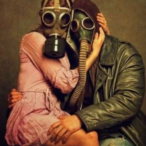 AMORE TOSSICO