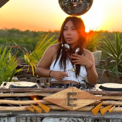 Hanna Prada | Afro House Sunset | By  @EPHIMERATulum ​