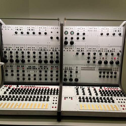 The Buchla 100 & 200 system No.2