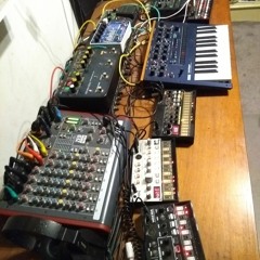 Enceladus-autumn AMBIENT Volca kick, bass, Korg Monologue,monotribe