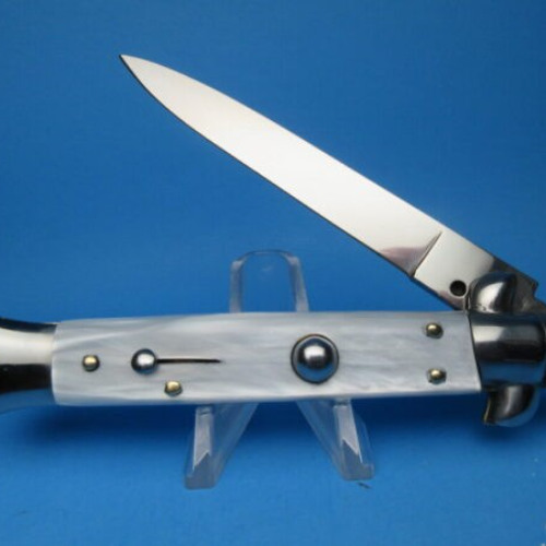 Why Frank Beltrame’s Italian Switchblades Are a Must-Have for Collectors
