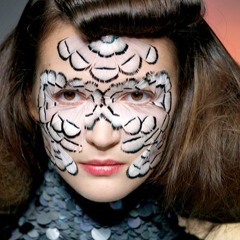 Alexander McQueen | 2008 Spring Summer - La Dame Bleue