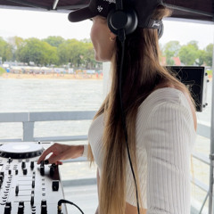 Angelina - Tech Session 8