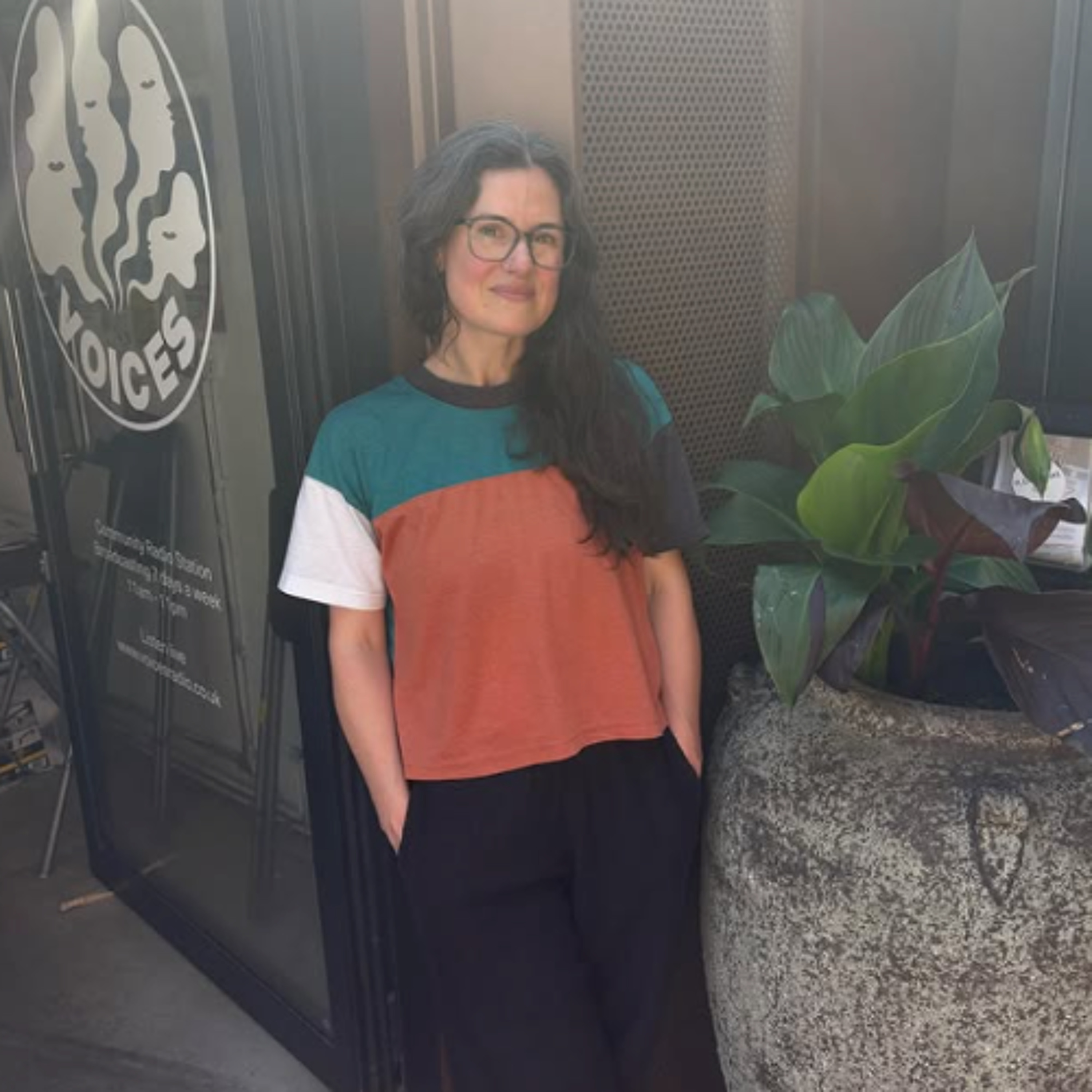 Solarium w/ Karen C - 19/06/26 [Voices Radio] episode artwork