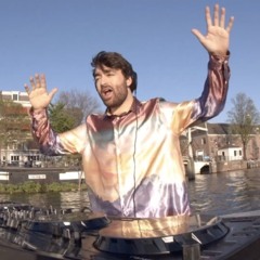 Oliver Heldens - Never Look Back