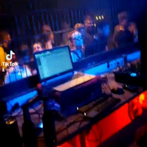 Falling Deeper - DREIZEHNZWÖLFER Bootleg Edit.