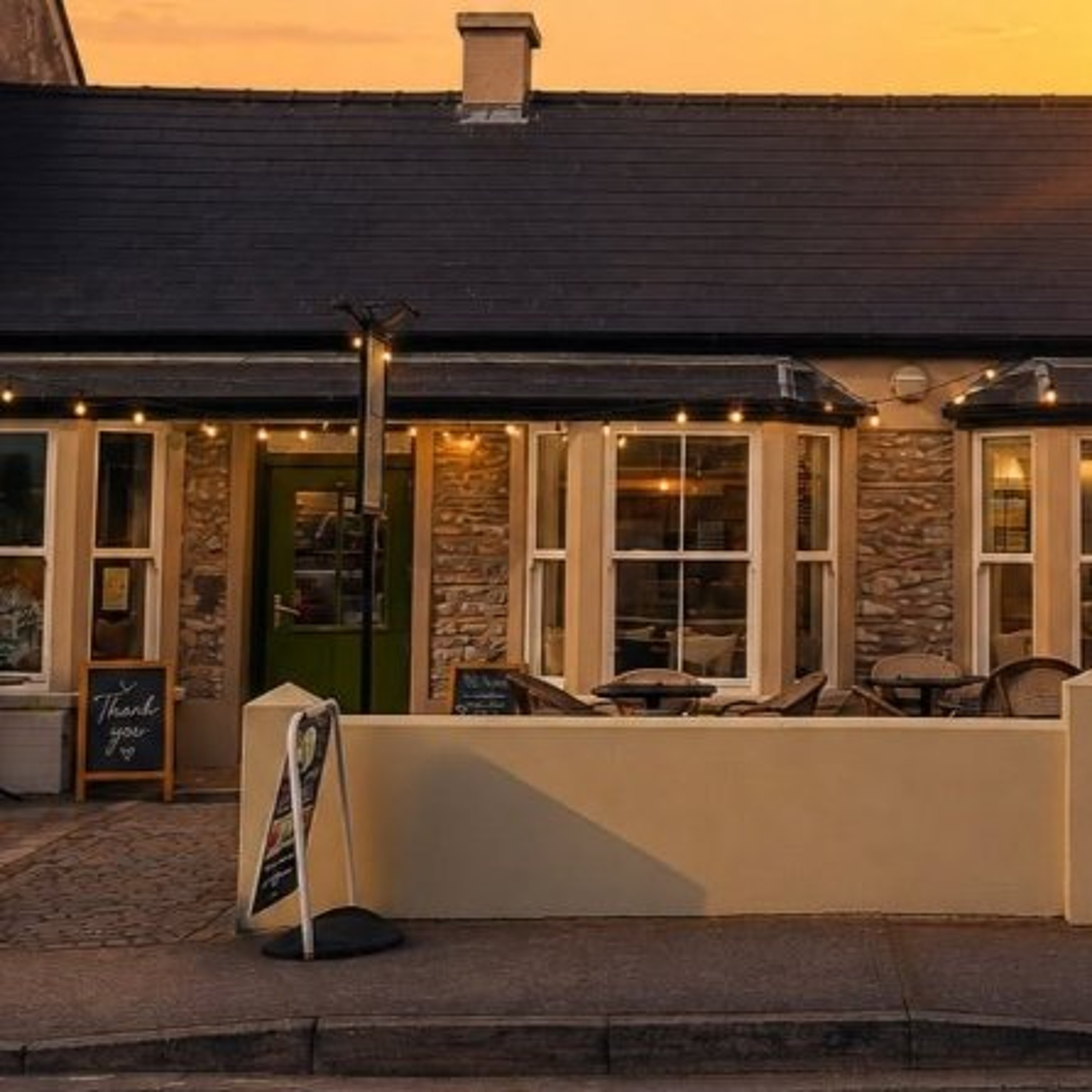 Holly’s Café Sets September Date For Final Day Of Trading episode artwork